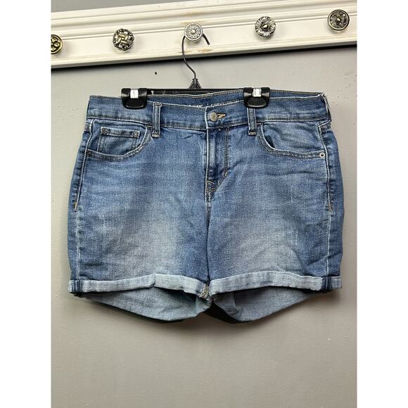 Old Navy Shorts Womens 6‎ Standard Blue Denim Curvy Prof Roll Cuff Casual Summer - Picture 1 of 7